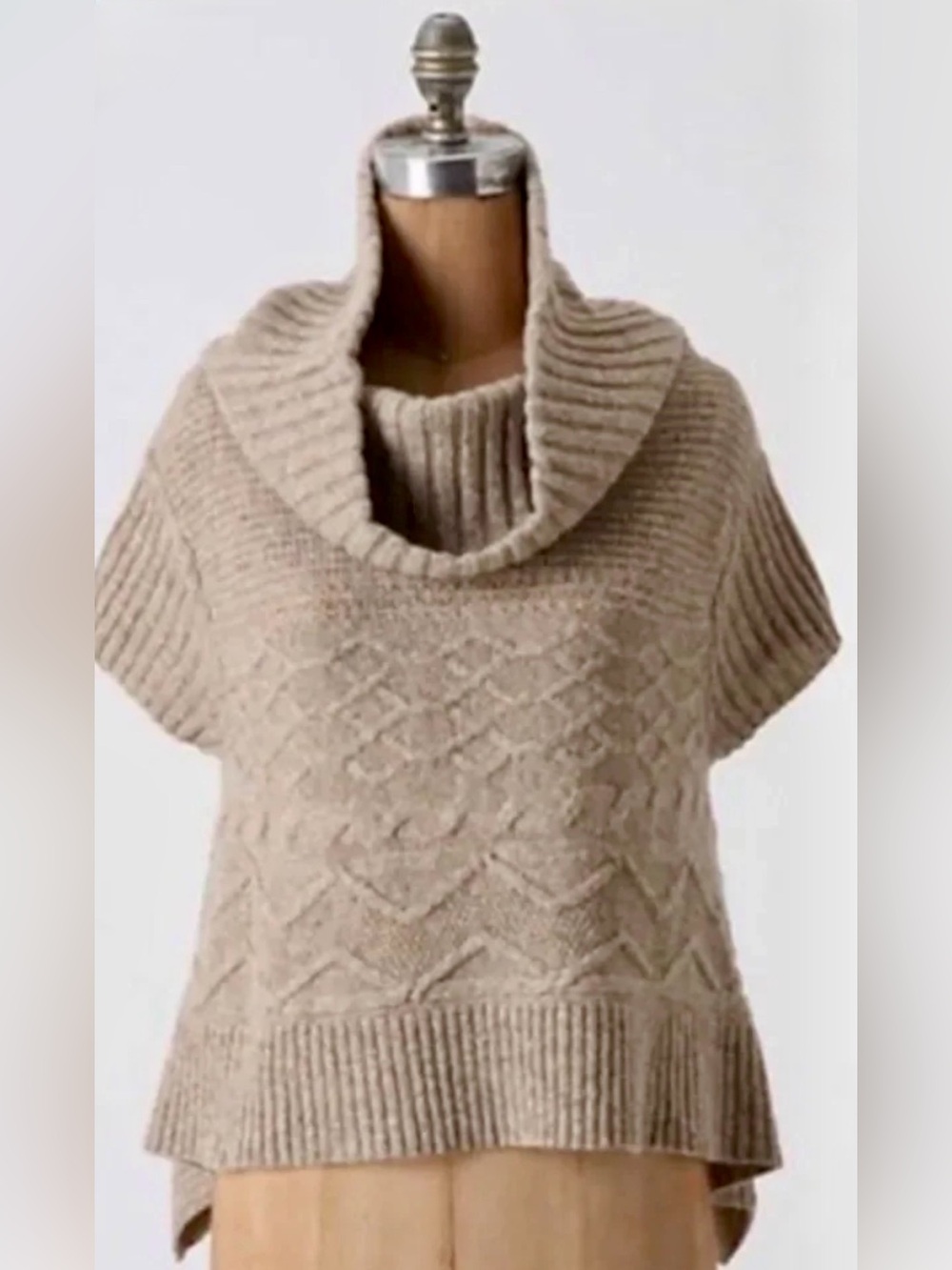 Anthropologie Moth Beige Cable-Knit Short Sleeve Turtleneck Sweater